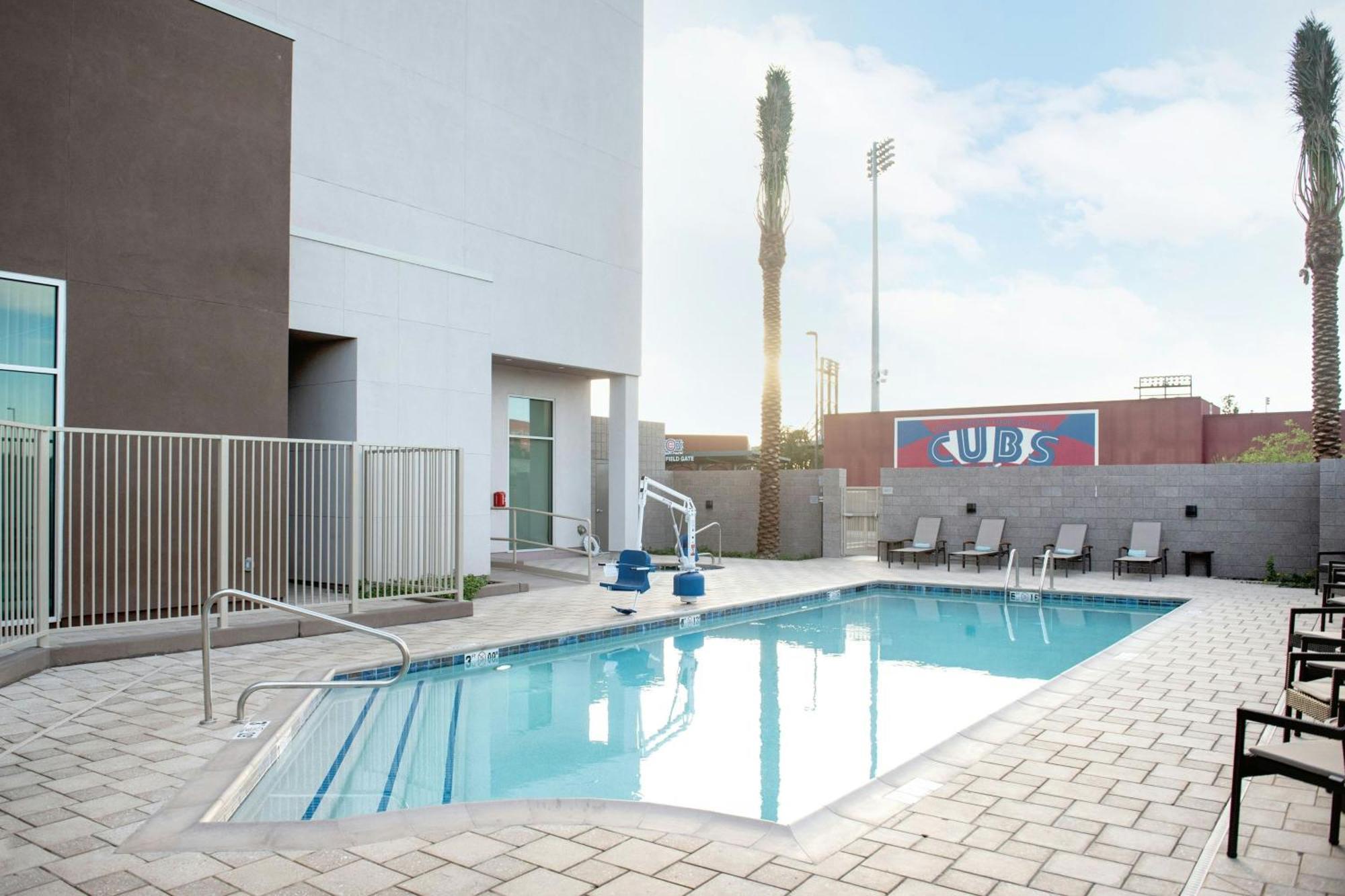 Courtyard By Marriott Mesa At Wrigleyville West المظهر الخارجي الصورة